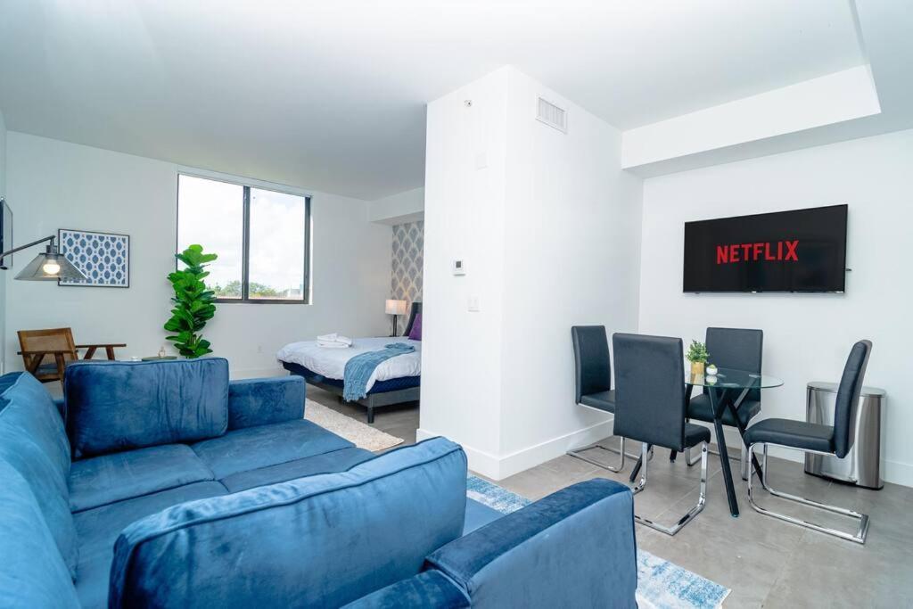 Stylish Oasis Near Calle Ocho & Brickell Apartamento *